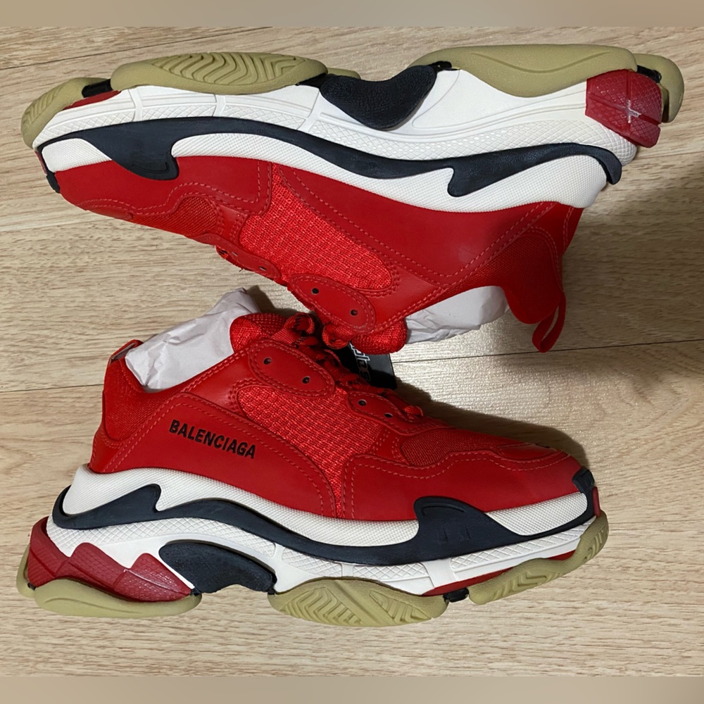 Balenciaga Triple S